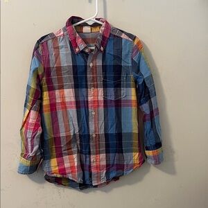 Baby Gap boys size 5T.  100% cotton button up.
